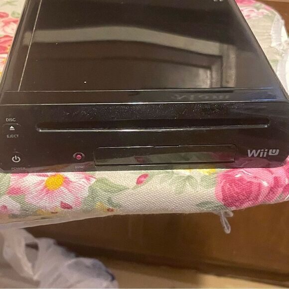 Nintendo Wii U - Picture 4 of 7